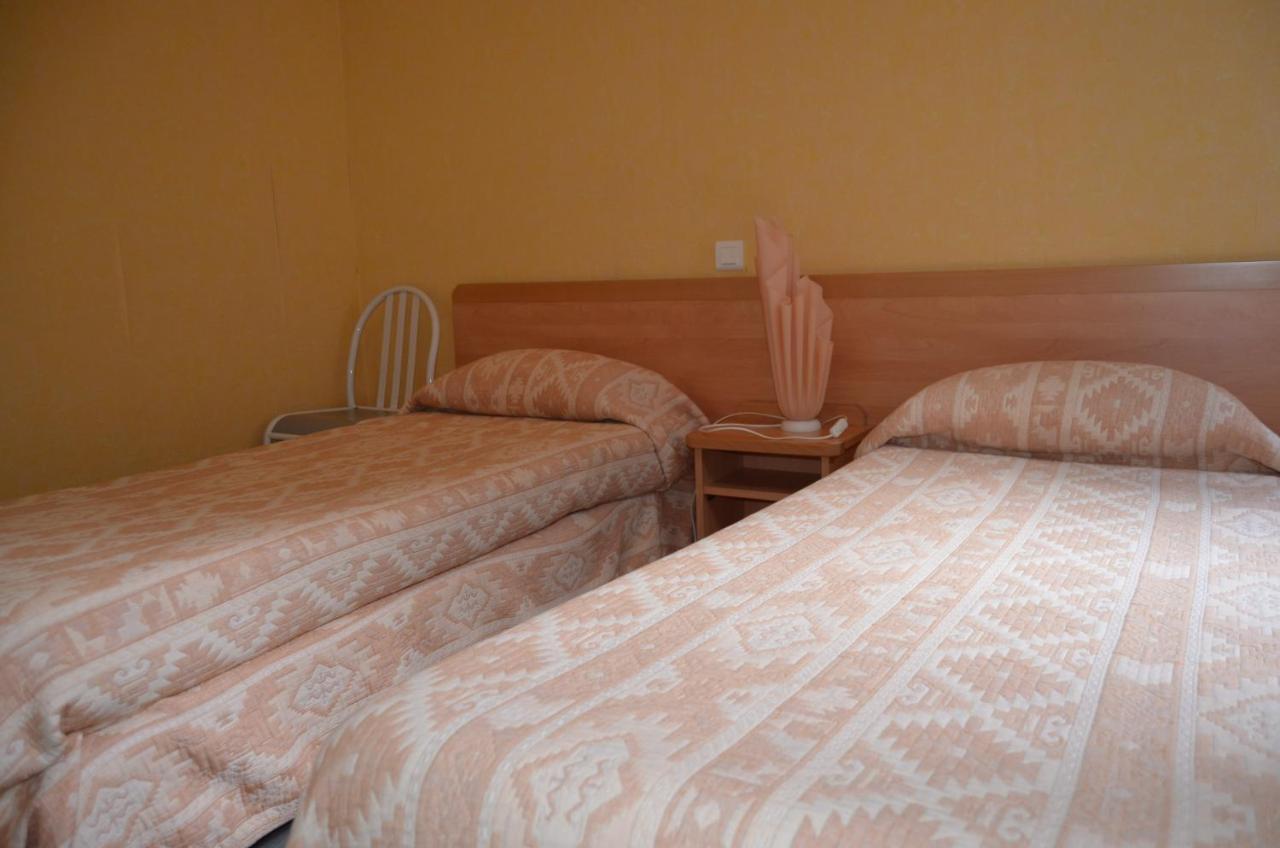 Hôtel Montfort Lourdes Eksteriør bilde