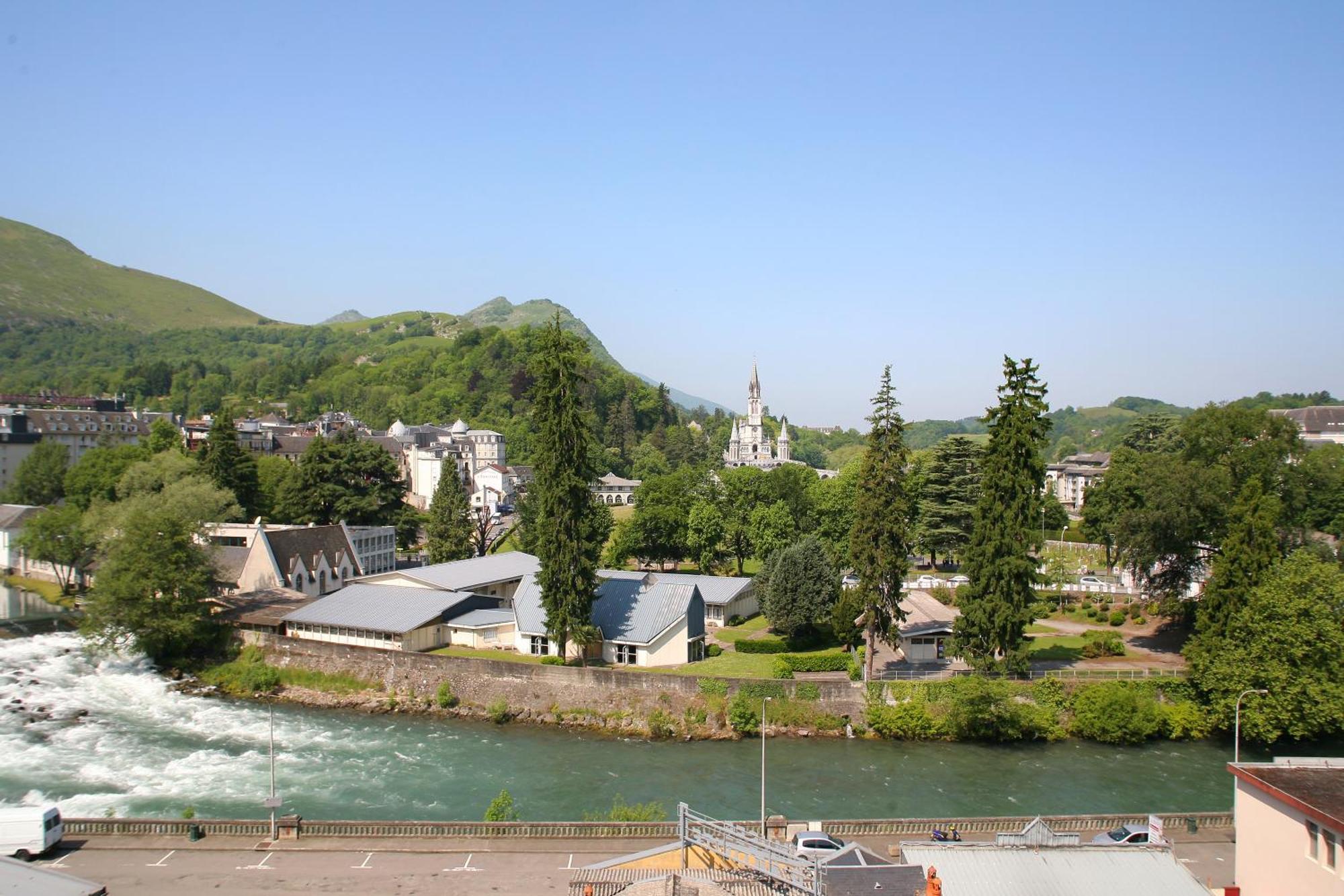 Hôtel Montfort Lourdes Eksteriør bilde